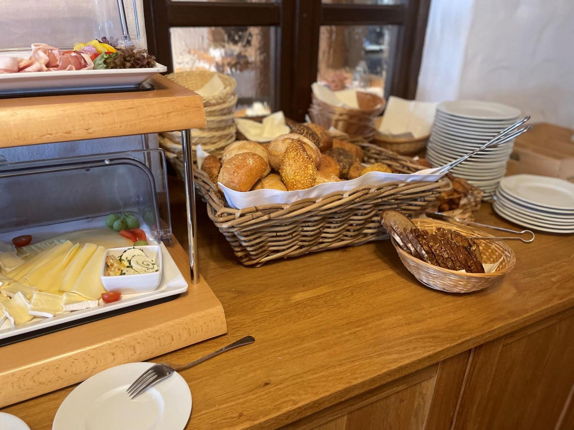 Landhotel Battenheimer Hof Bodenheim Eksteriør billede